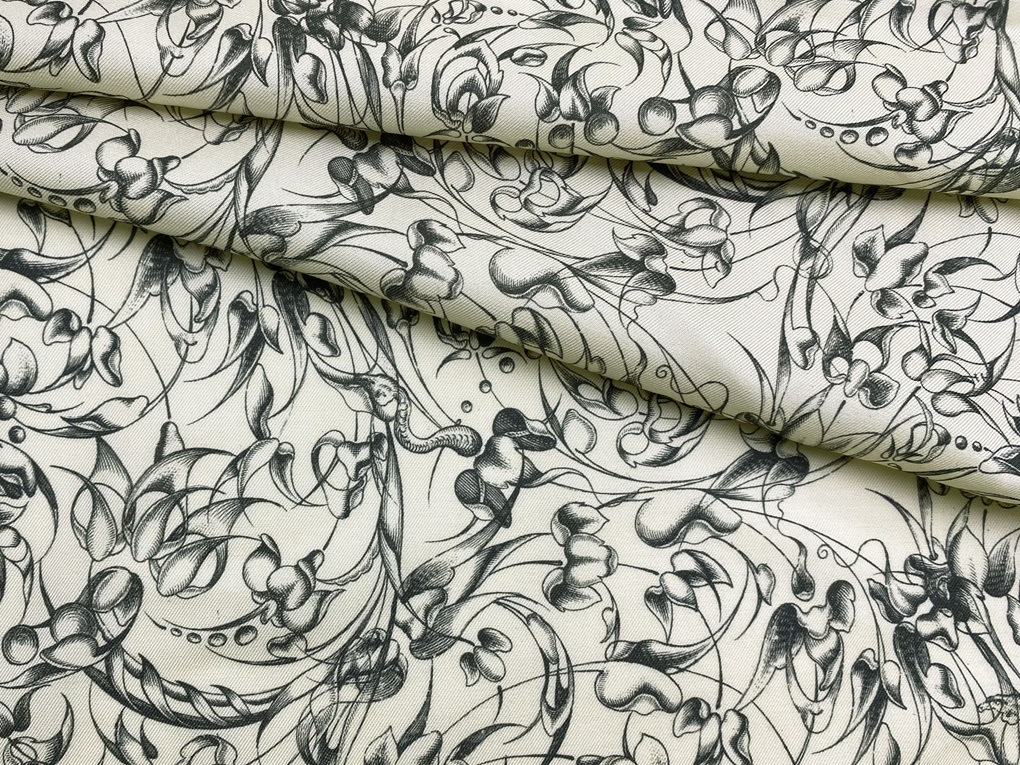 Ткань Платьевая   кремового цвета с принтом фантазийные цветы 29490 1