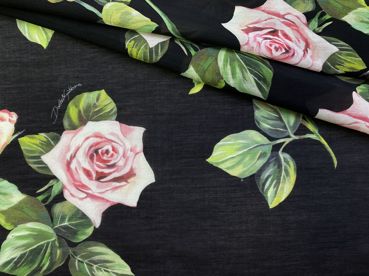 Ткань Муслин чёрного цвета розами 16740 1