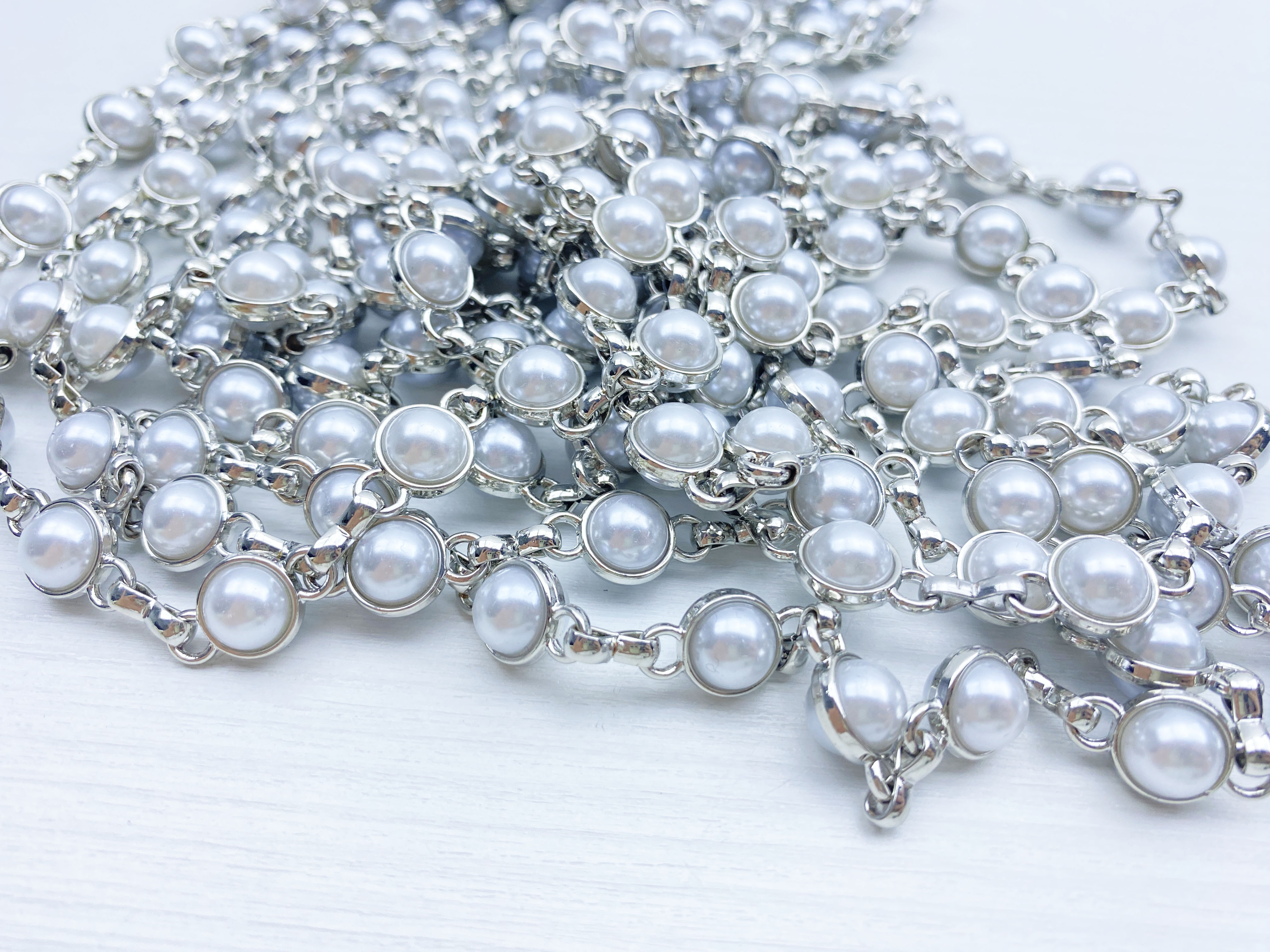 Цепь жемчуг в металлической огранке 66945 1
