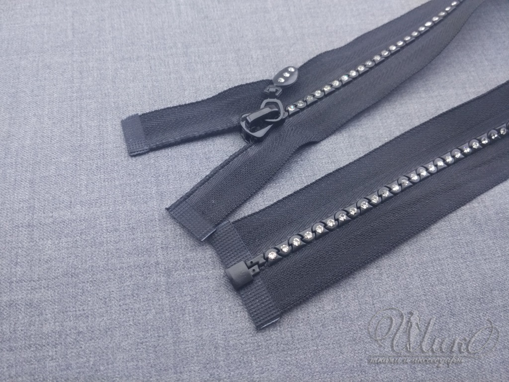 Молния тр. со страз. черный 45- 50 см  ПГ 71677 1