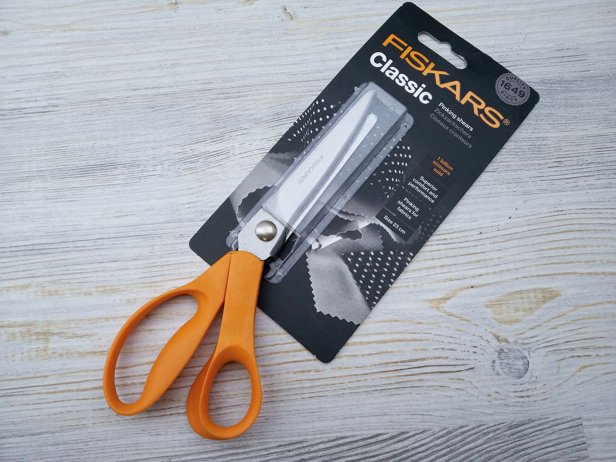 Ножницы Fiskars  зиг-заг 23см 71079 1